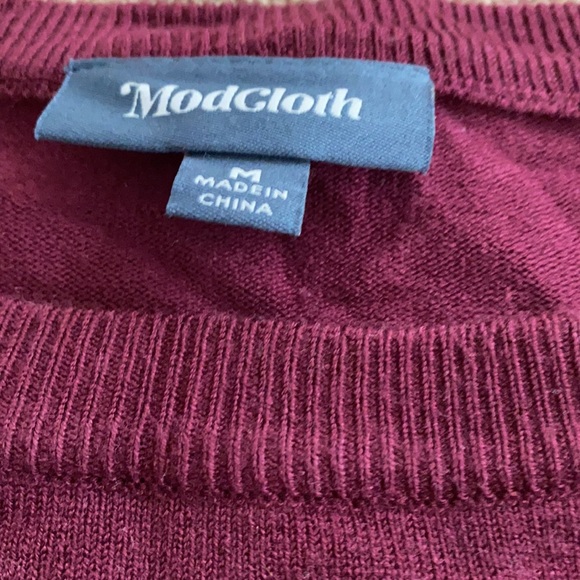 ModCloth sweater - Picture 2 of 2